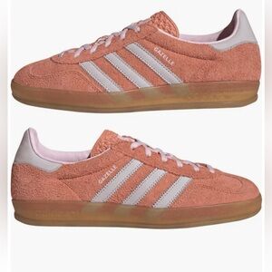 Adidas gazelle indoor tennis shoes in pink/coral
